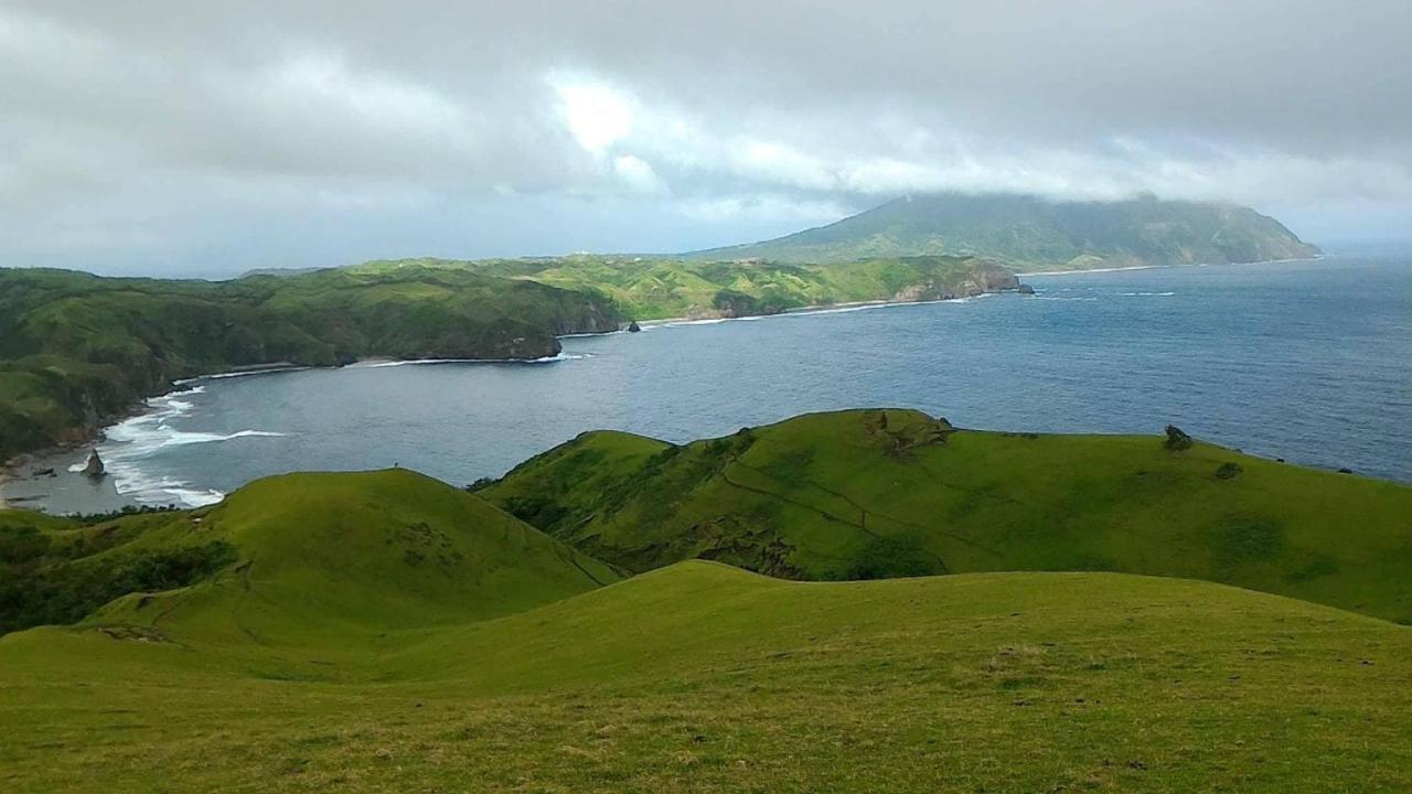 Florabells Iraya Guest House - Batanes Basco Extérieur photo