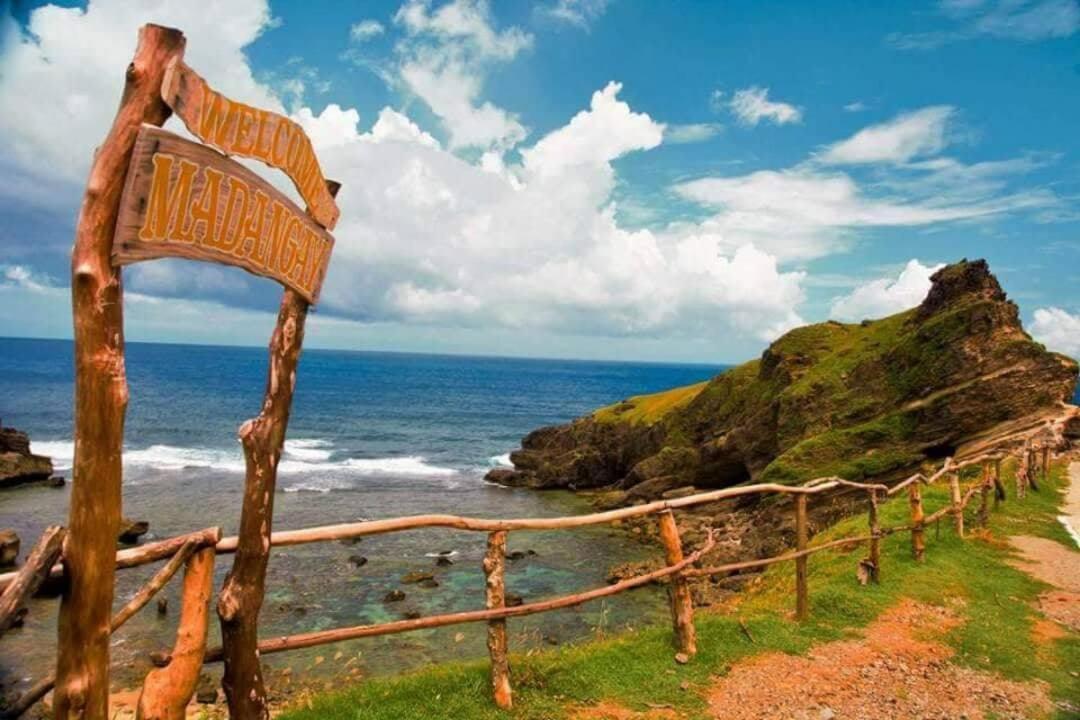 Florabells Iraya Guest House - Batanes Basco Extérieur photo